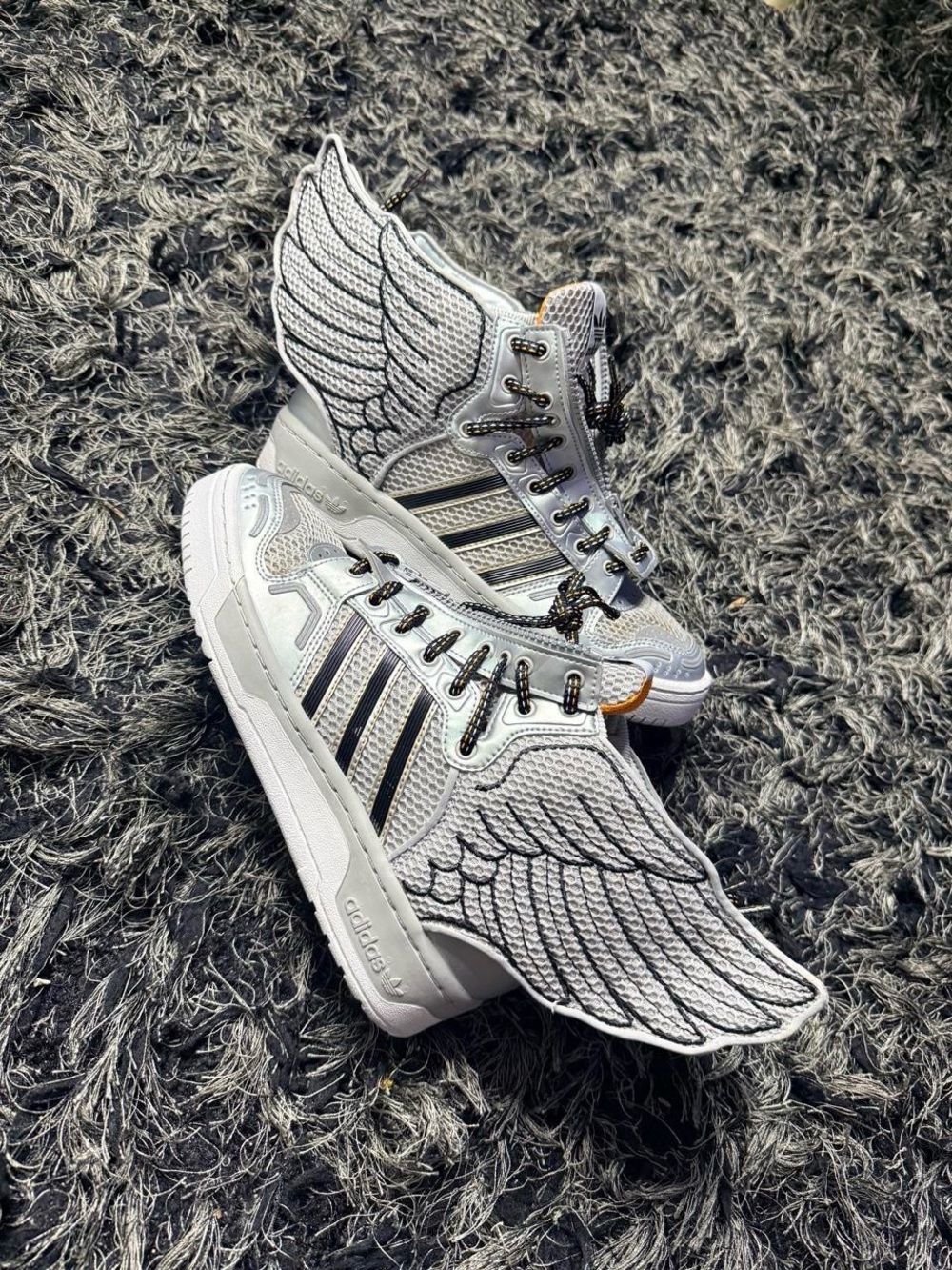Adidas x Jeremy Scott 2.0 grey mesh